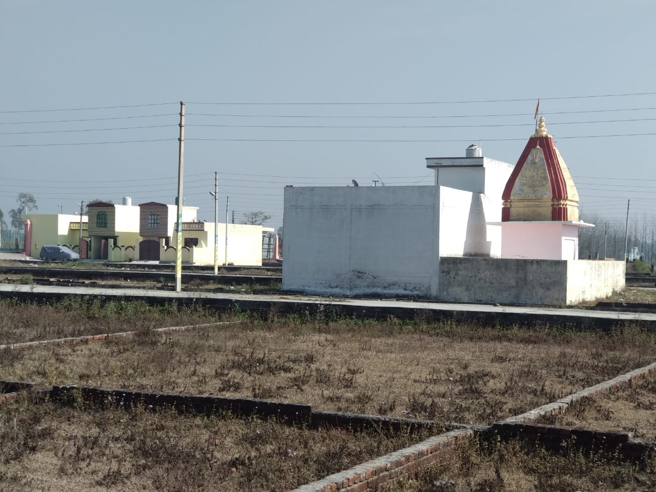 Residential Plots – 1050 SqFt. OR 94 SqYard(Gaz)